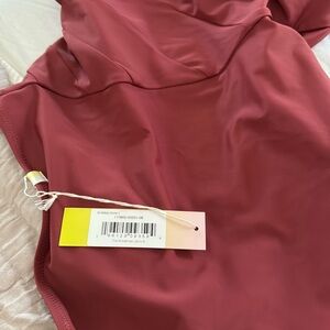 Summersalt one piece , sz 6,  never worn